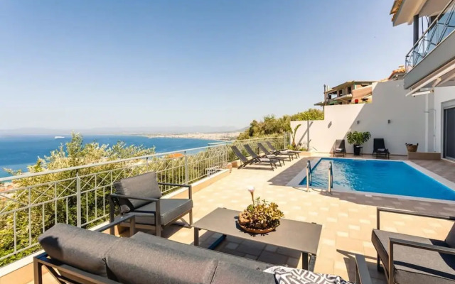 Aigli Luxury Villa - Panoramic Seaview Retreat