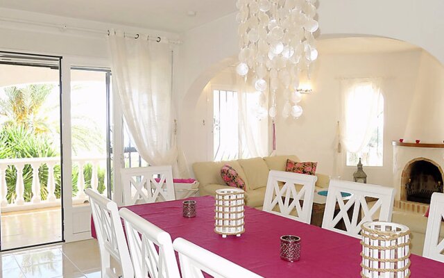 Villa Avalon