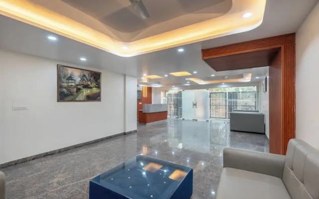 Saavi Hotel Sector- 45