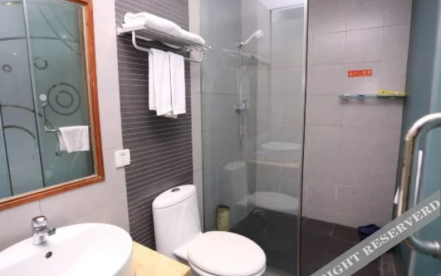 Xinhutian Hotel
