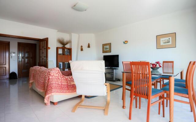 Sotto Mayor Residence