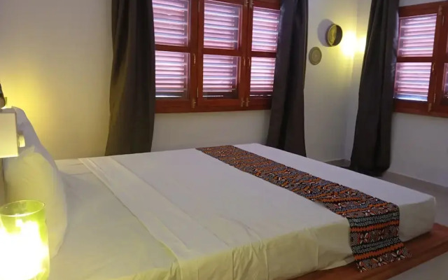 Aluna Beach Apartments