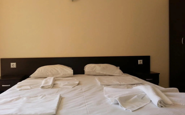 Menada Sunset Beach 4 Apartments