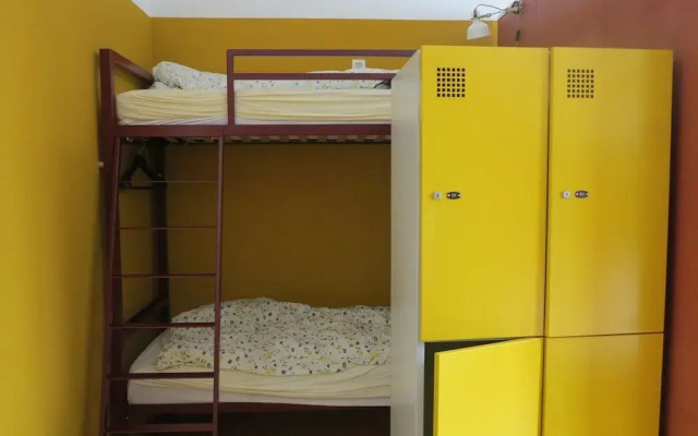 Basel Backpack - Urban Hostel Culture