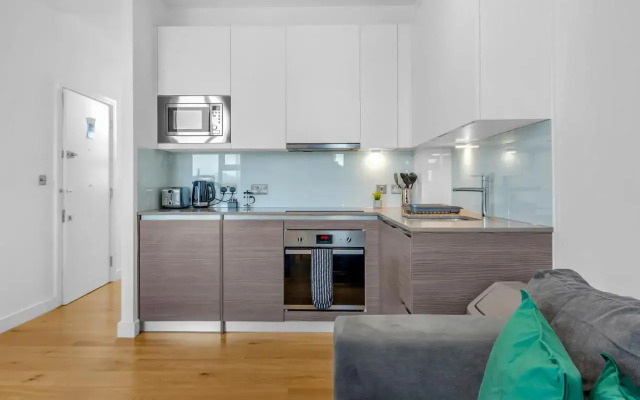 Heathrow Central Apartments By Mysquare