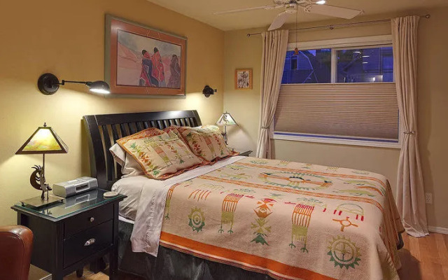 Sleeping Bulldog Bed and Breakfast