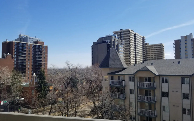 Holiday Inn Express Edmonton Downtown by IHG