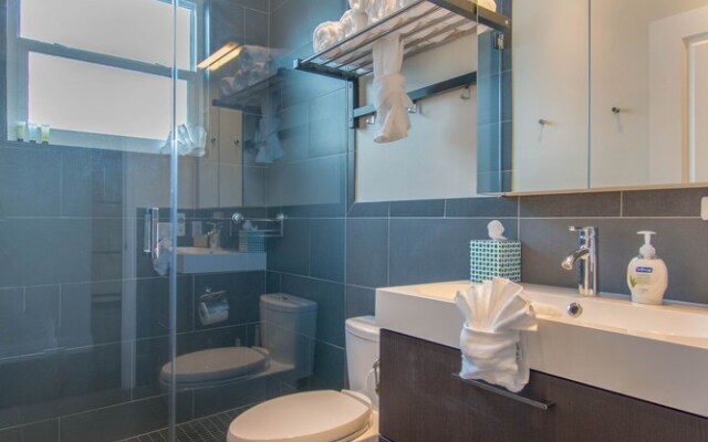 Hollywood Dream House 5 Br with POOL