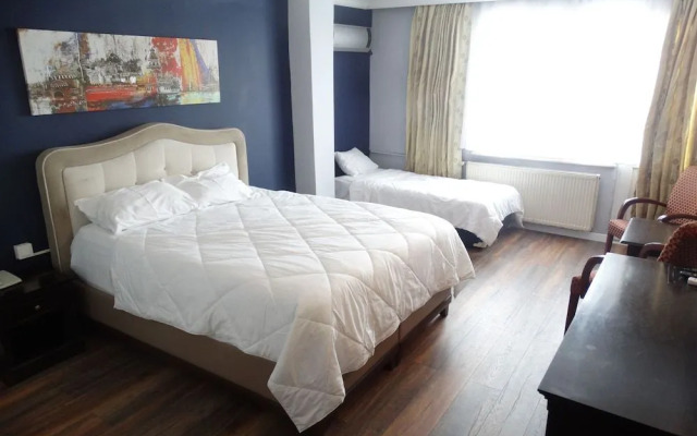 Yakamoz Hotel & Restaurant