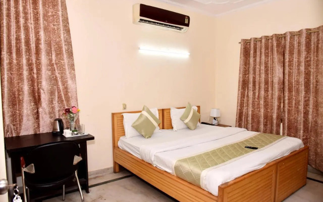 OYO Rooms 786 Old Gurgaon