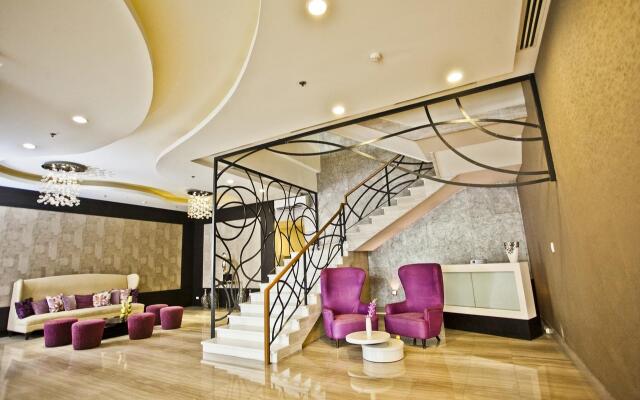 The Exchange Regency Residence Hotel