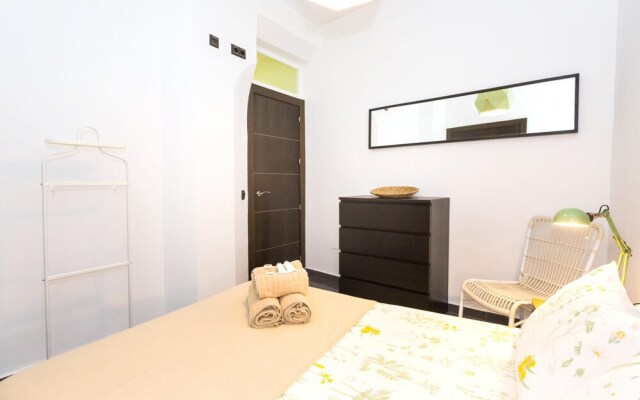 Apartment With one Bedroom in Málaga, With Wifi