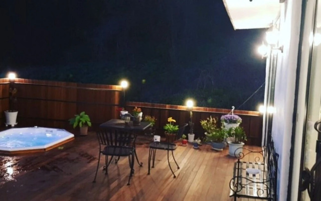 Yeosu Into the Clouds Pension