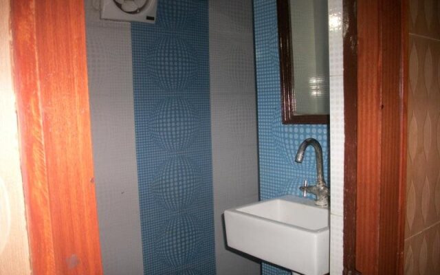 Hotel New Anand Niwas