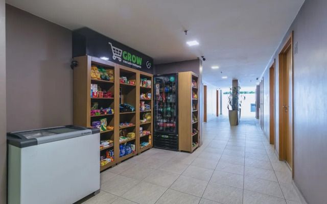 Apto com Piscina Wifi Ar-condicionado e Garagem