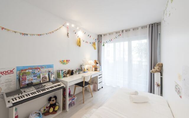 Contemporary near Bastille