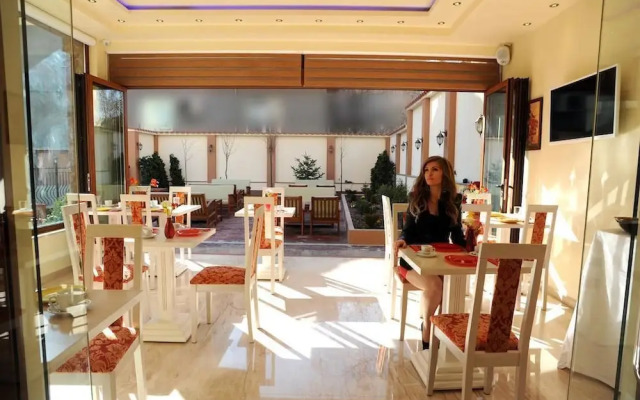 Hotel Aris & Adria
