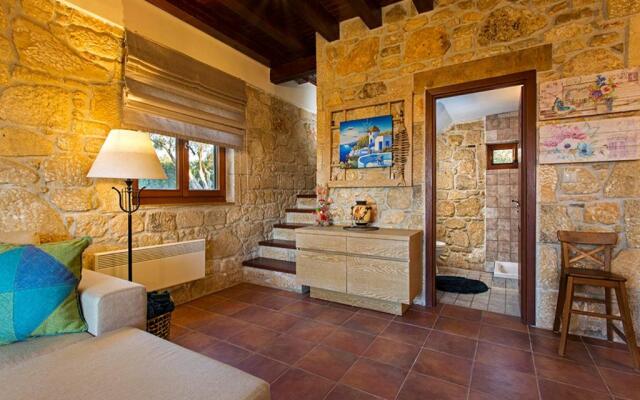 Fabienne Cottage - 6-7beds