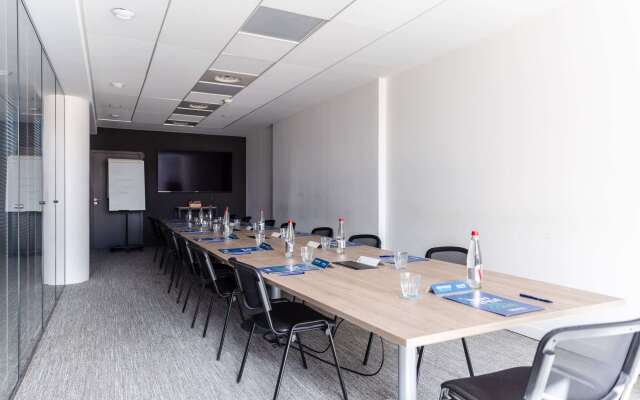 CAMPANILE MARSEILLE EST - Aubagne