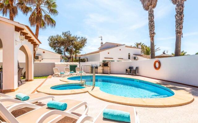 Villa Raquel Blanes