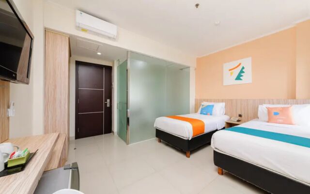 Sans Hotel The Green Bekasi