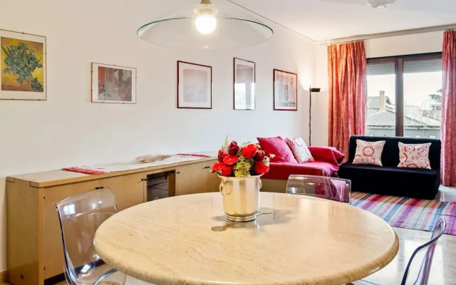 San Carlo Luminous Apartment