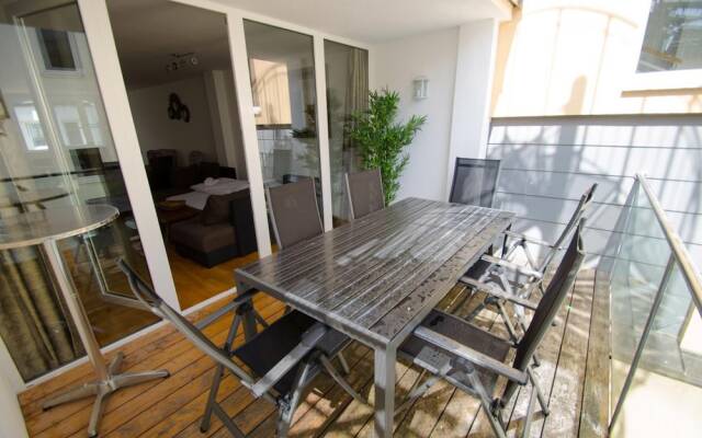 Penthouse Seven Private Roof Terrace Lake View