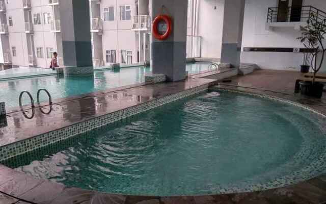 Diajeng Room Near Ipdn