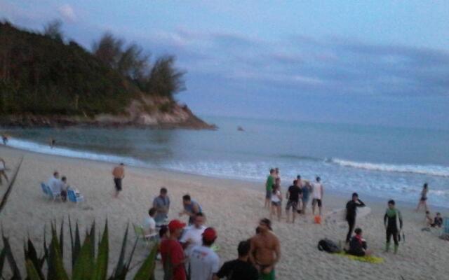 Flats da barrinha da ferrugem a 500mt do mar