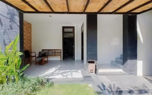 OYO 2702 Arimanu Guest House