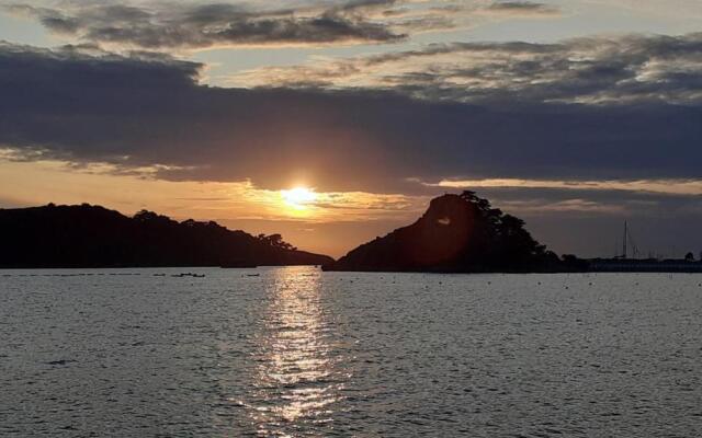 Résidence LES PIEDS DANS L EAU