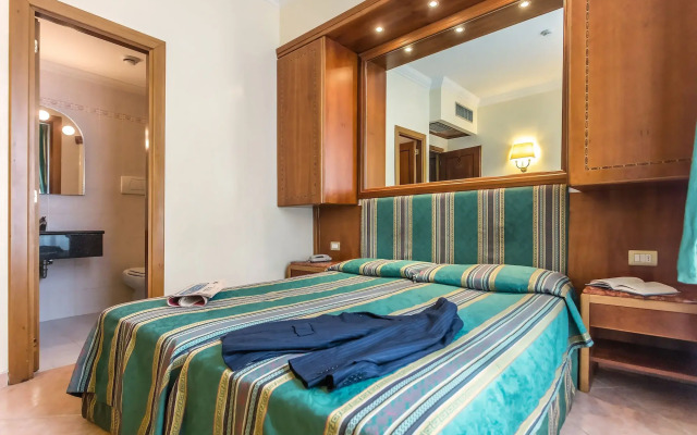 Raeli Hotel Floridia