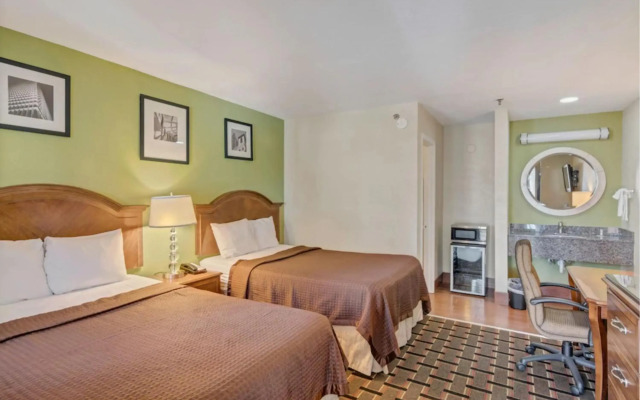 Savannah Garden Hotel
