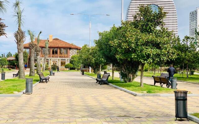 Linas Seaside Apartments