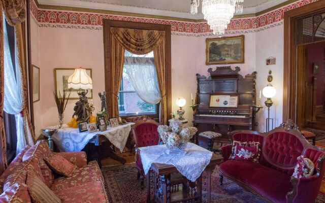 The Gables Bed and Breakfast Philadelphia
