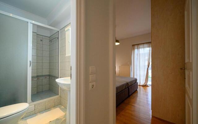 Marine Luxury Apartment Kalamata