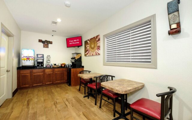 Red Roof Inn Columbus, MS