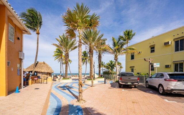 The Surf Hollywood Beach