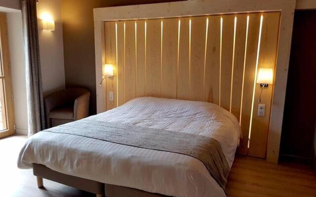 Logis Hotel De La Poste - Tence