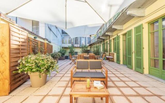 Il terrazzo e l'appartamento diVino