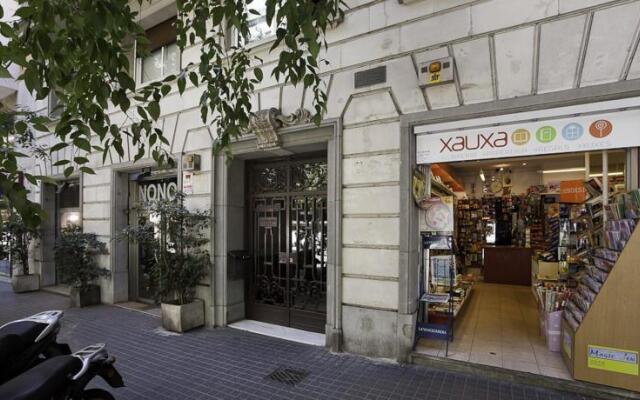 Barcelona4nights Muntaner