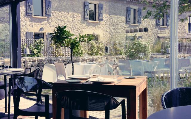 Le Domaine de Baulieu, Singuliers Hotels