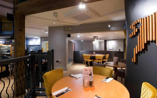 Premier Inn Nottingham West