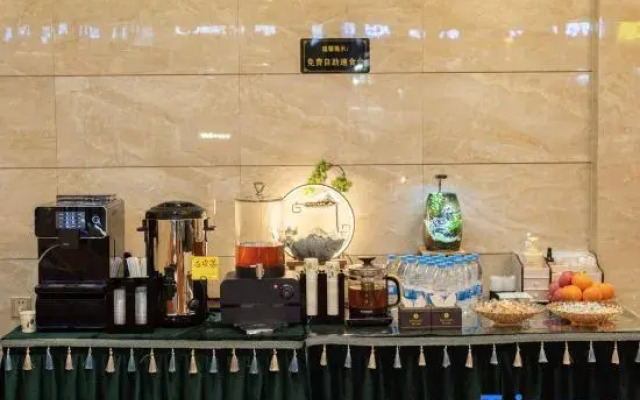 Dunhuang Bohui Wenhua Hotel (Shazhou Night Market Branch)