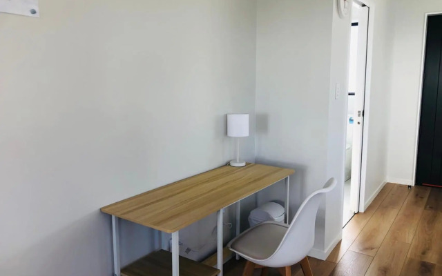 Modern & Luxurious Home 3