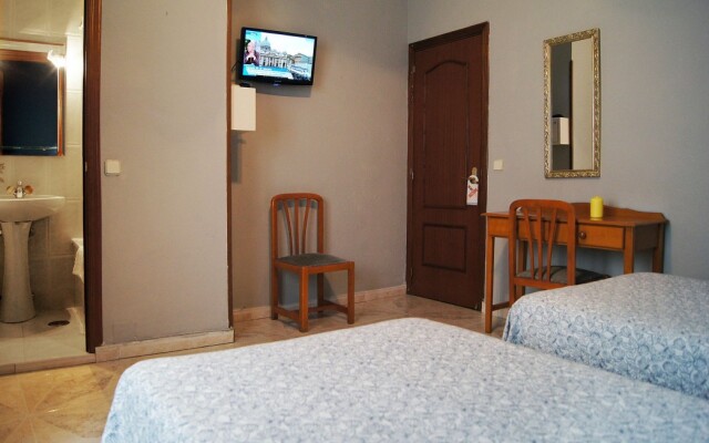 Hostal Fuencarral Kryse