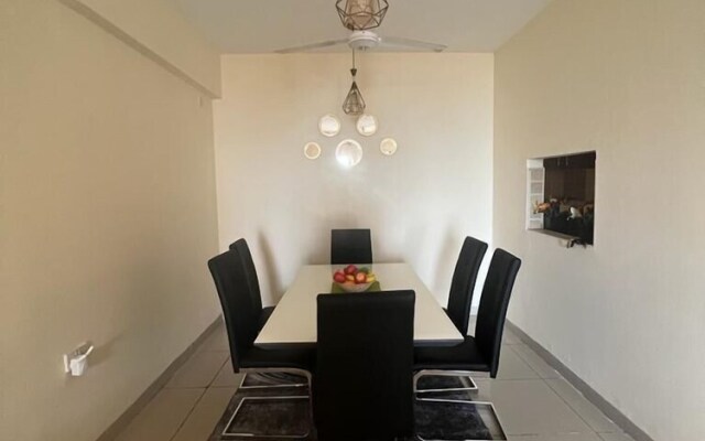 Lux Suites Palm Terraces Apartments