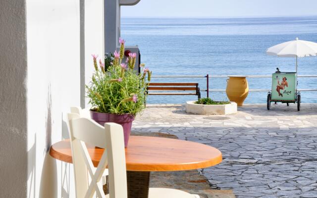 Myrtos Mare Suites