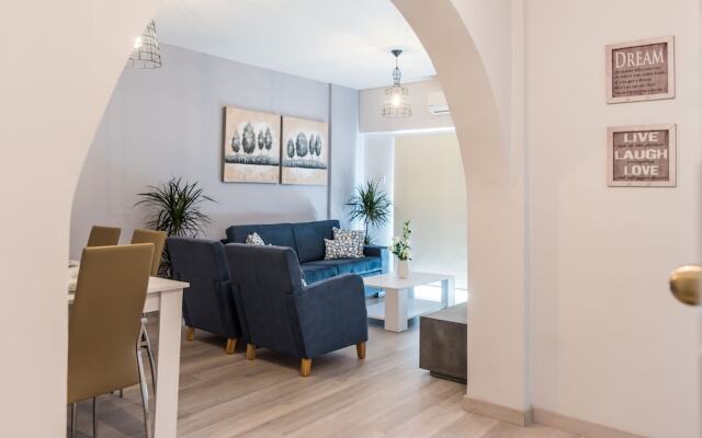 Paradise Promenade Apartment