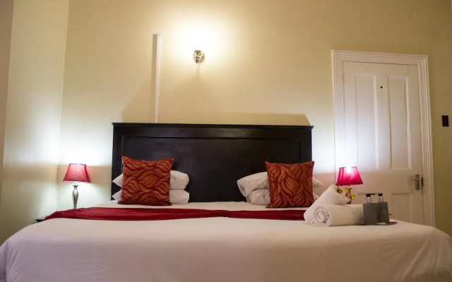 Maple's Guest House